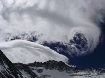 Image: Clouds swirl over Lhotse